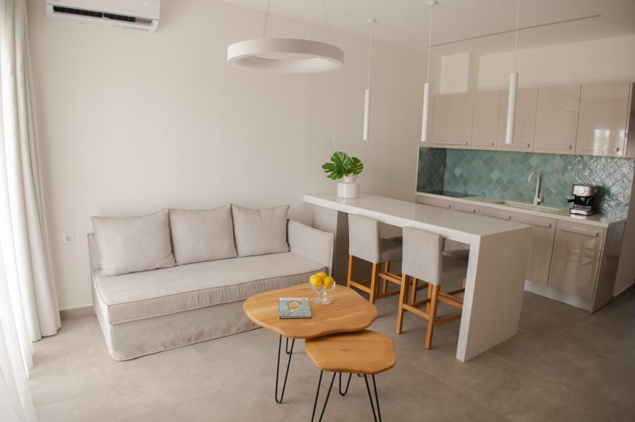 Marble Luxury Suites Karteros Ngoại thất bức ảnh