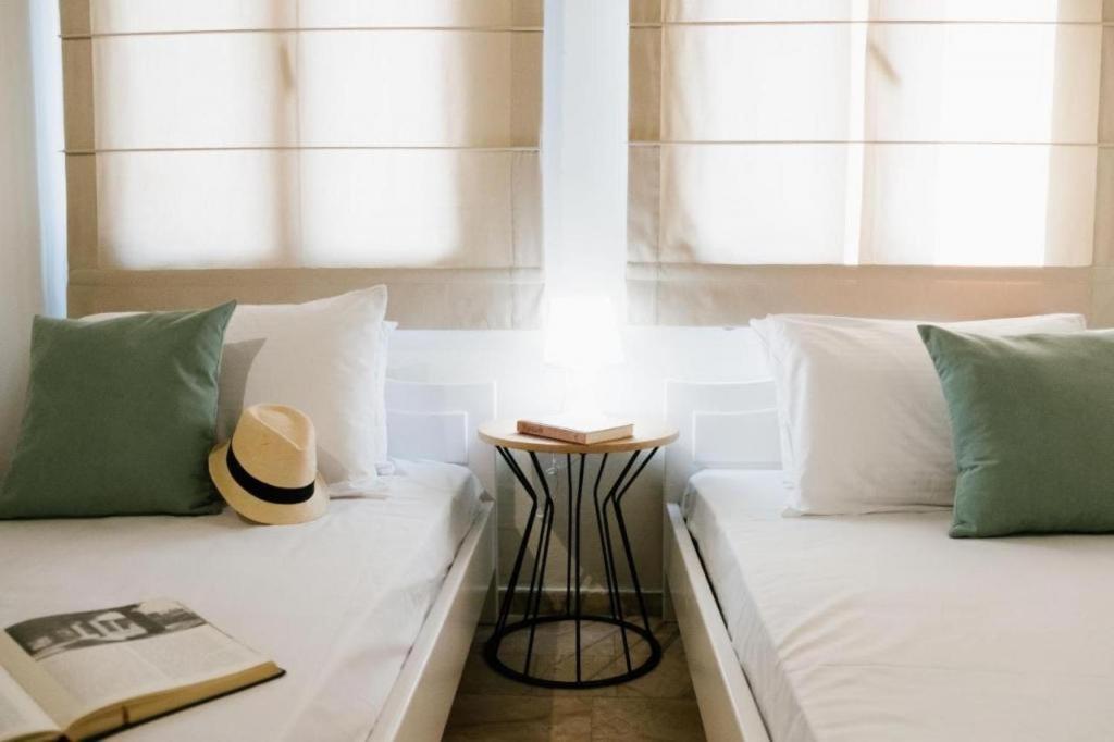 Marble Luxury Suites Karteros Ngoại thất bức ảnh
