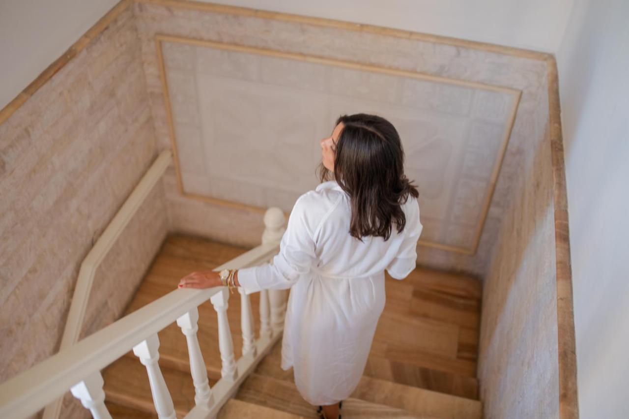 Marble Luxury Suites Karteros Ngoại thất bức ảnh