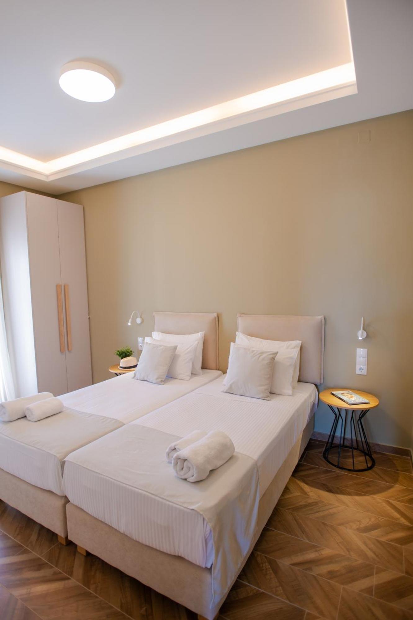 Marble Luxury Suites Karteros Ngoại thất bức ảnh