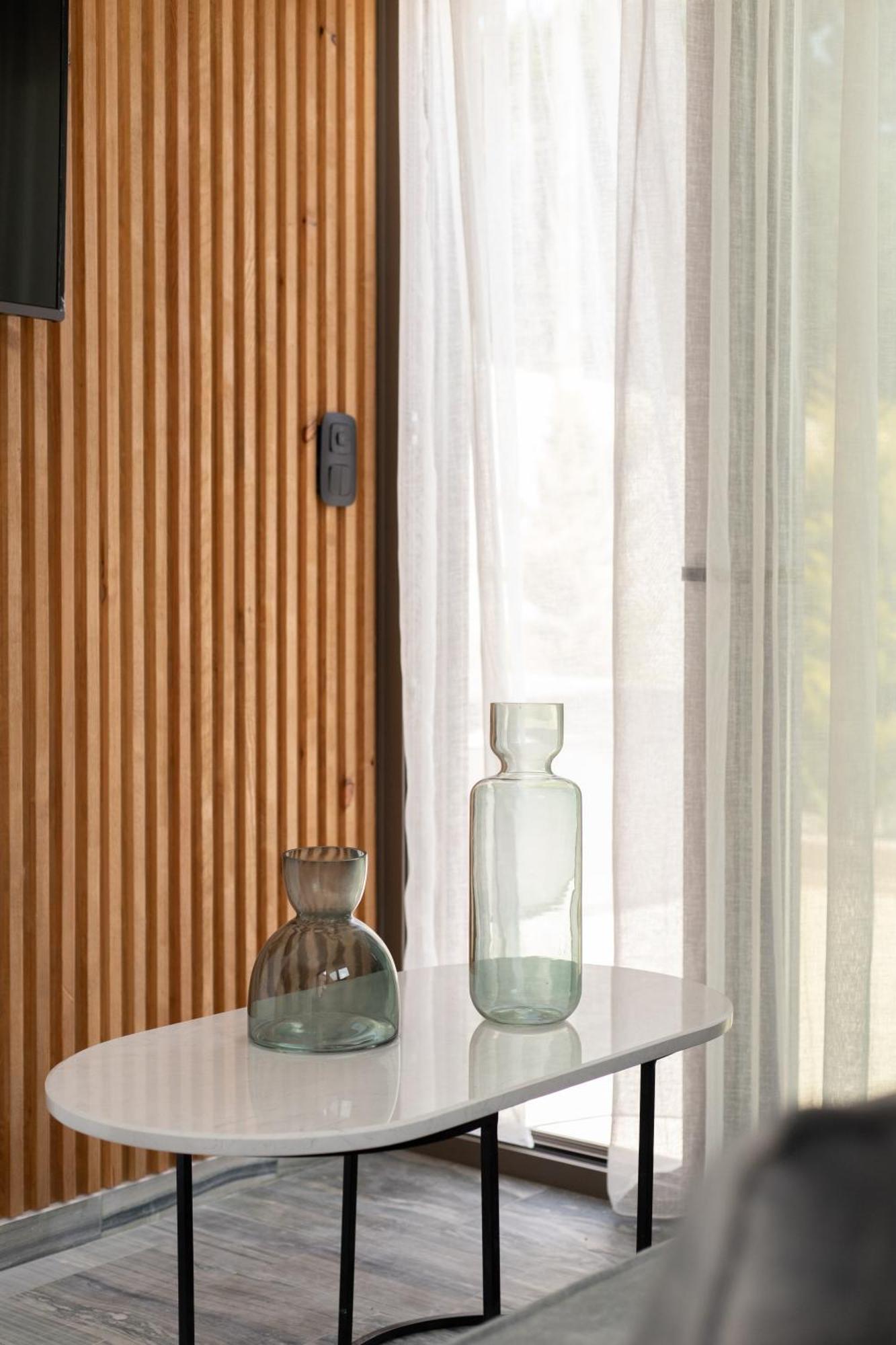 Marble Luxury Suites Karteros Ngoại thất bức ảnh