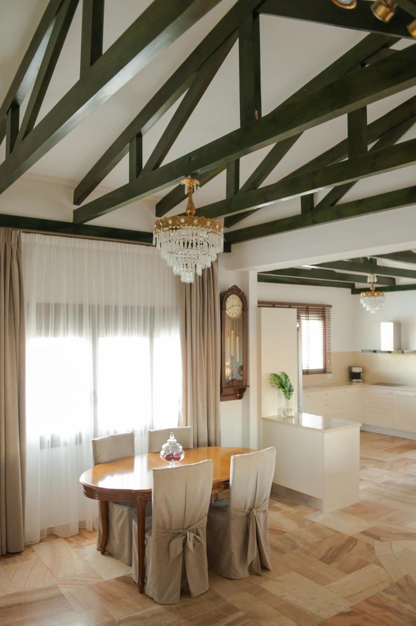 Marble Luxury Suites Karteros Ngoại thất bức ảnh